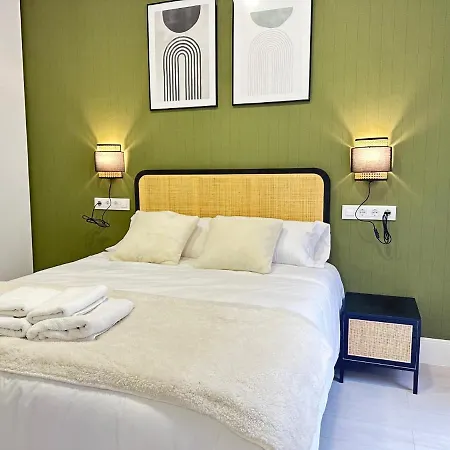 Velazquez 34, Con Parking Gratis By Ybh * Vigo