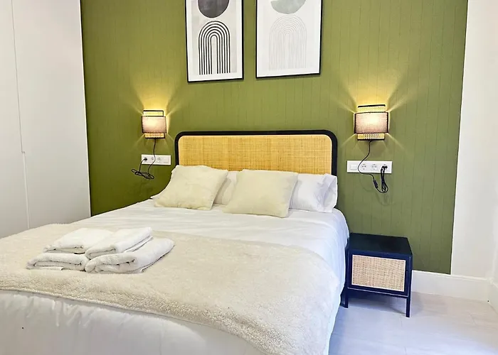 Velazquez 34, Con Parking Gratis By Ybh * Vigo